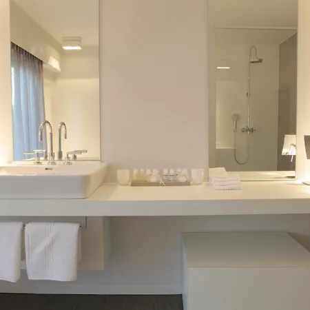 Nicolas Hotel Ypres